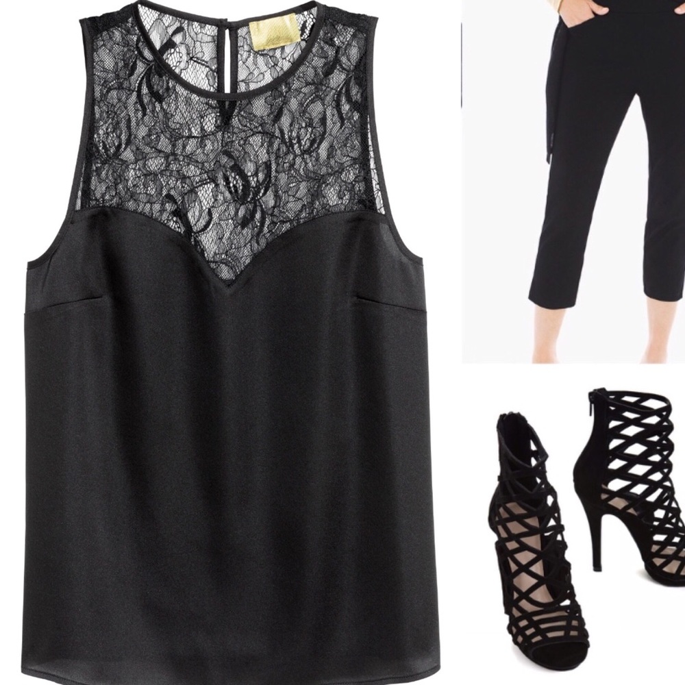 2/$15🆑LIKE 🆕🖤Express Blouse w/Lace Neckline👯